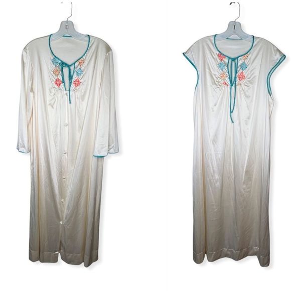 Vintage‎ 2 Piece Robe & Nightgown Set - Picture 1 of 12
